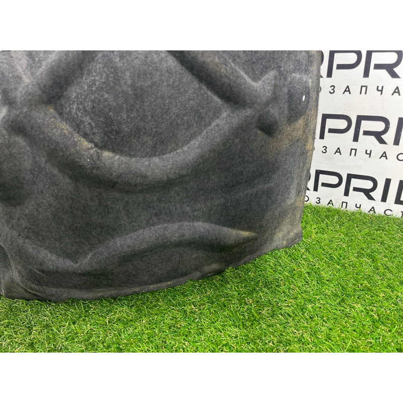 Подкрылок (кузов и элементы) Volkswagen Touareg NF 2013 3.6 7P6805978A