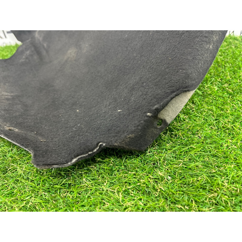 Подкрылок (кузов и элементы) Volkswagen Touareg NF 2012 3.6 CGRA 7P6805977A