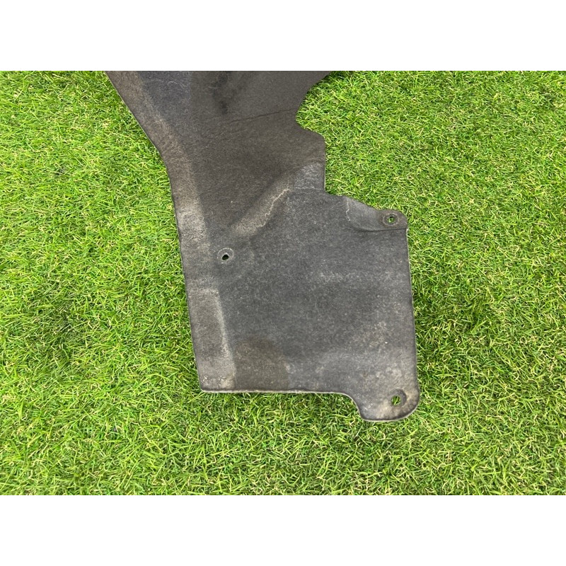 Подкрылок (кузов и элементы) Volkswagen Touareg NF 2011 3.0 TDI 7P6805977