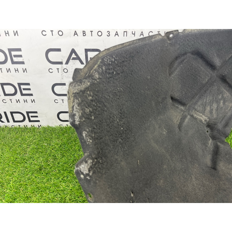 Подкрылок (кузов и элементы) Volkswagen Touareg NF 2012 3.6 CGRA 7P6805978A