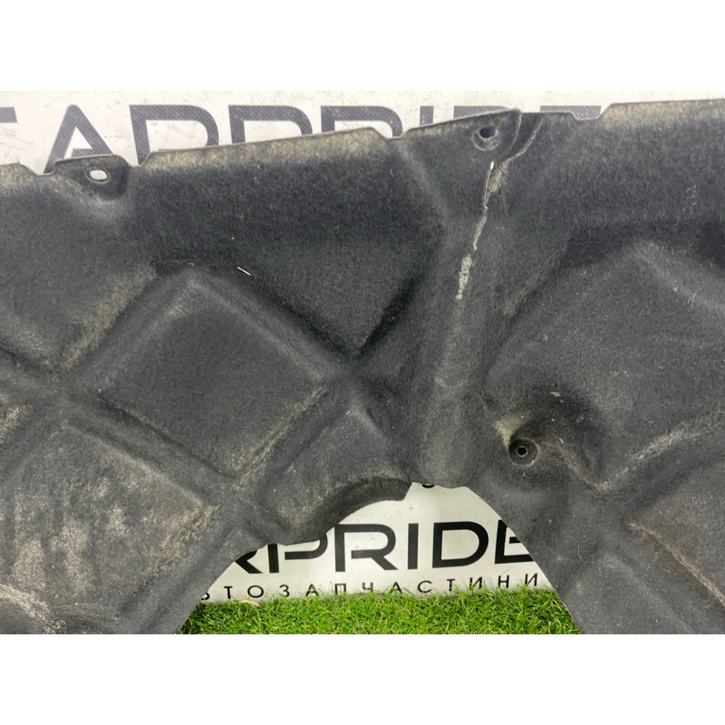 Подкрылок (кузов и элементы) Volkswagen Touareg NF 2012 3.6 CGRA 7P6805978A