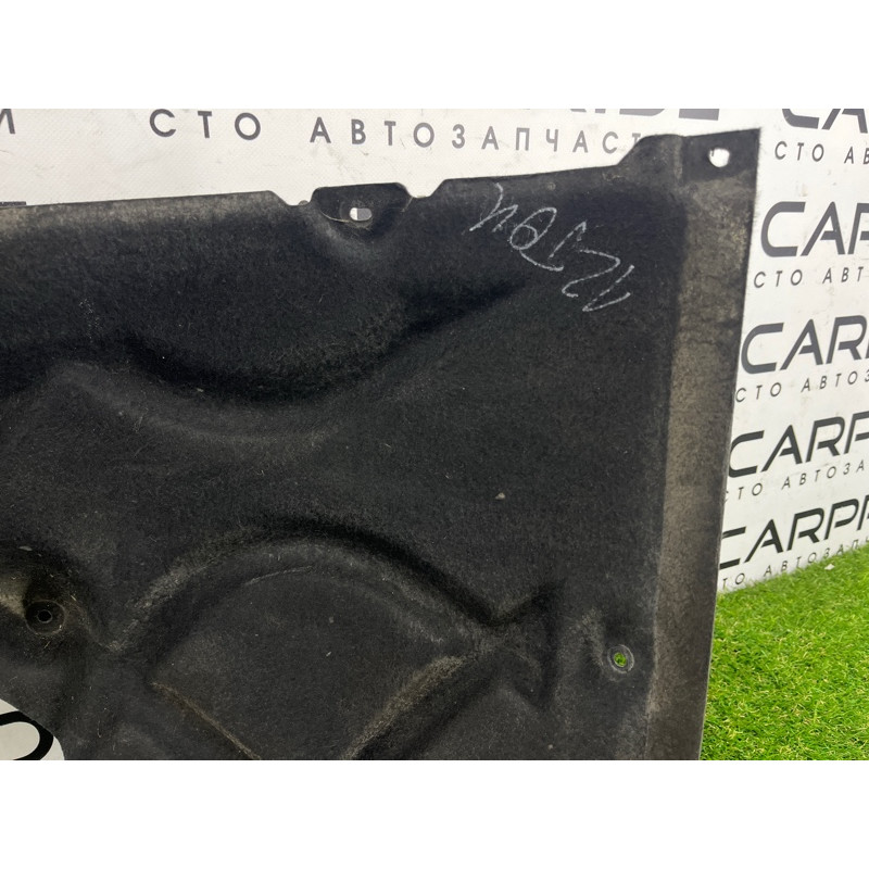 Подкрылок (кузов и элементы) Volkswagen Touareg NF 2012 3.6 CGRA 7P6805978A