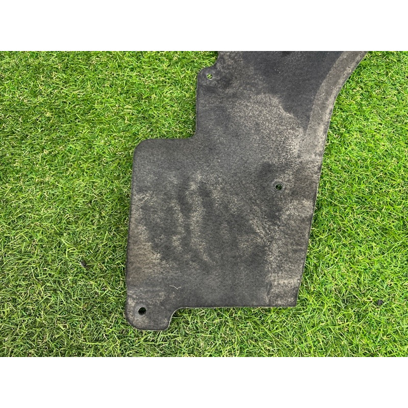 Подкрылок (кузов и элементы) Volkswagen Touareg NF 2012 3.6 CGRA 7P6805978A