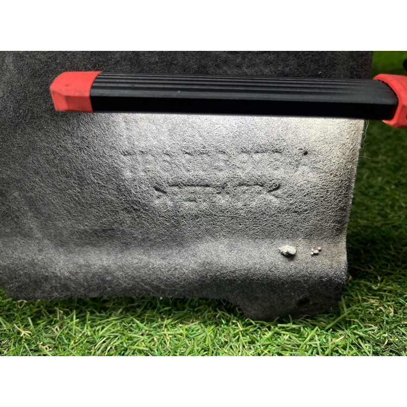 Подкрылок (кузов и элементы) Volkswagen Touareg NF 2012 3.6 CGRA 7P6805978A