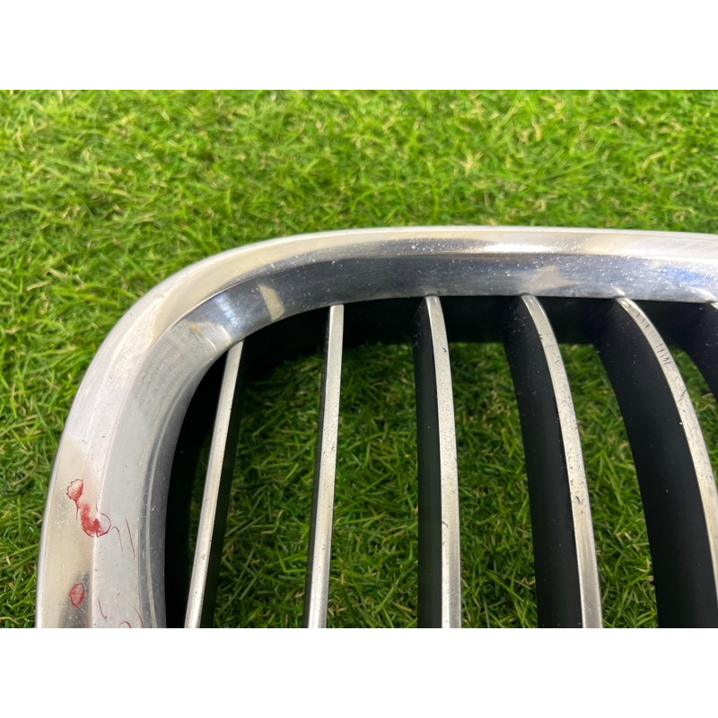 Решетка радиатора (наружные элементы кузова) BMW 7-series F02 2011 4.4 N63 51117184152