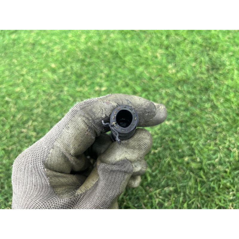 Трубка гидроусилителя (рулевое управление) AUDI A4 B8 2012 2.0 CAEB 8K1422891AJ