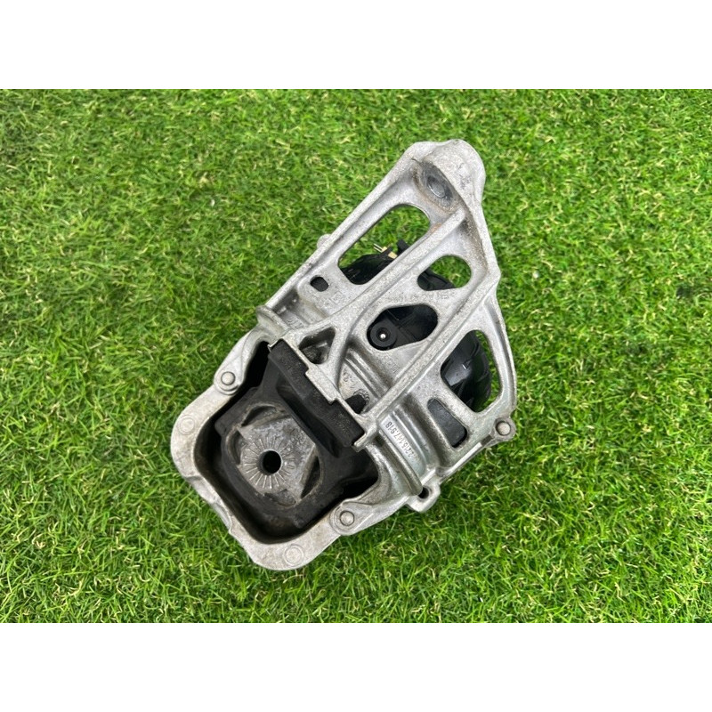 Подушка двигателя (двигатель и элементы) AUDI A5 F5 2020 2.0 CYMC 4M0199371FC