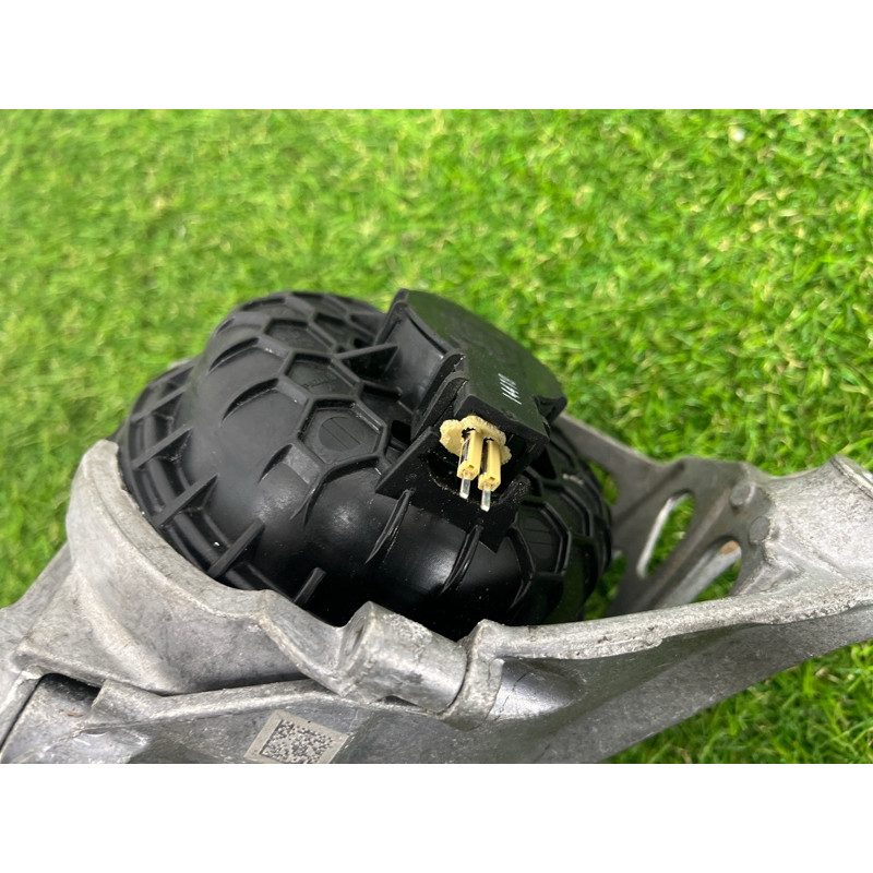 Подушка двигателя (двигатель и элементы) AUDI A5 F5 2020 2.0 CYMC 4M0199371FC