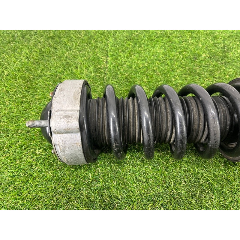 Амортизатор в сборе (подвеска) Volkswagen Touareg NF 2011 3.0 TDI 7P6413032AJ