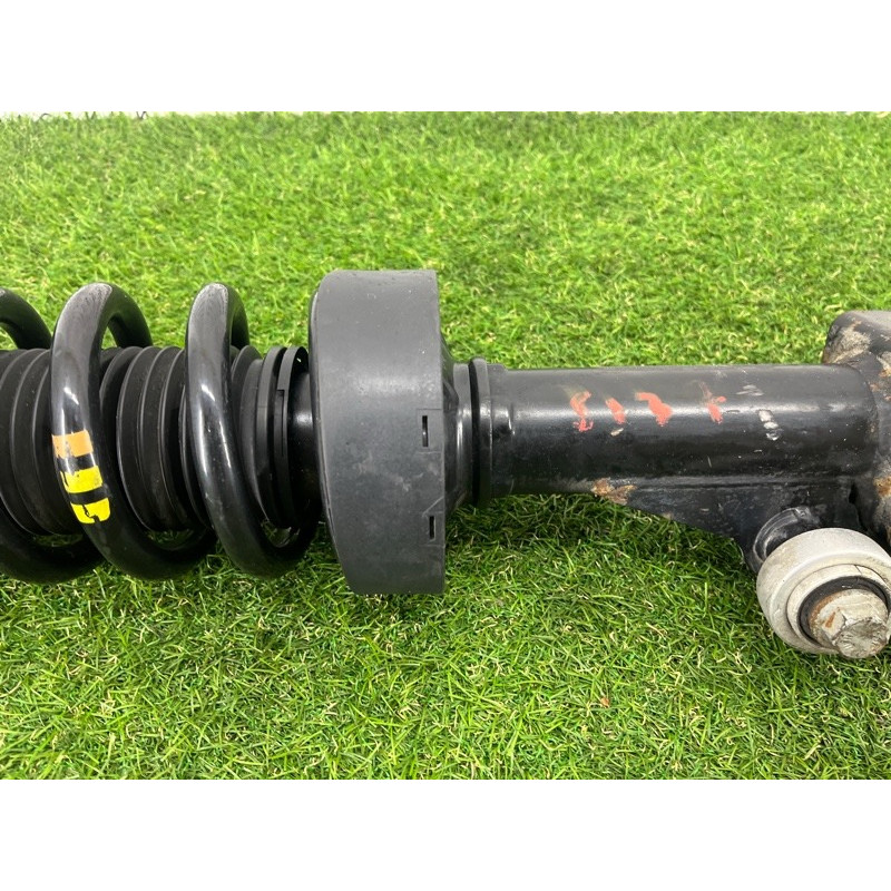 Амортизатор в сборе (подвеска) Volkswagen Touareg NF 2011 3.0 TDI 7P6413032AJ