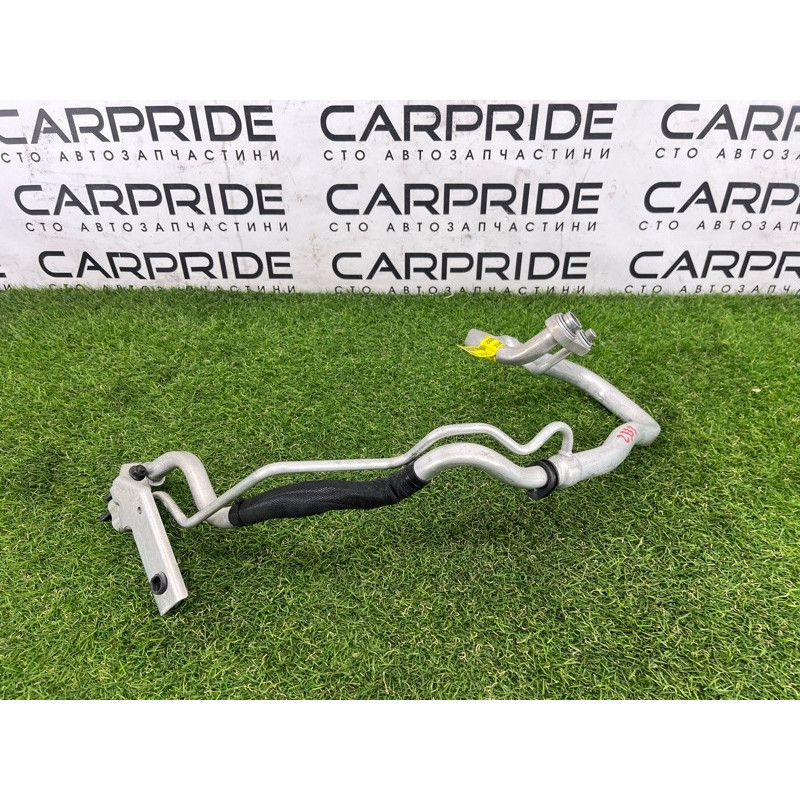 Трубка кондиционера (отопление и кондиционирование) Jeep Grand Cherokee WK2 2017 68217214AD