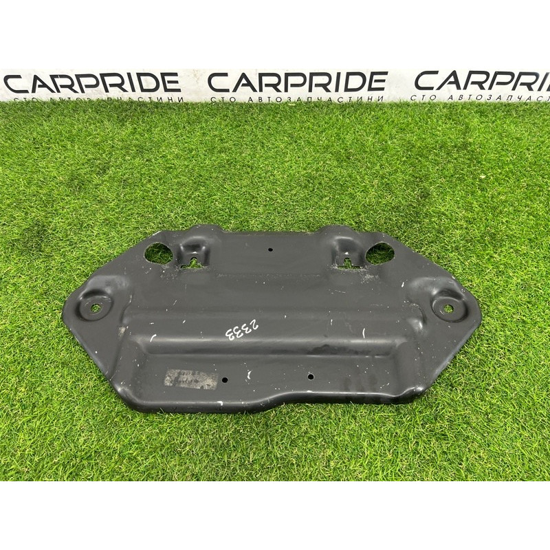 Защита двигателя (кузов и элементы) Jeep Grand Cherokee WK2 2017 68187867AC