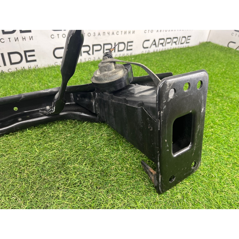 Усилитель бампера (наружные элементы кузова) BMW X5 E70 2009 4.8 N62N 51117165458