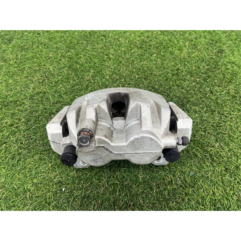 Суппорт тормозной (тормозная система) Jeep Grand Cherokee WK2 2020 3.6 68138843AB