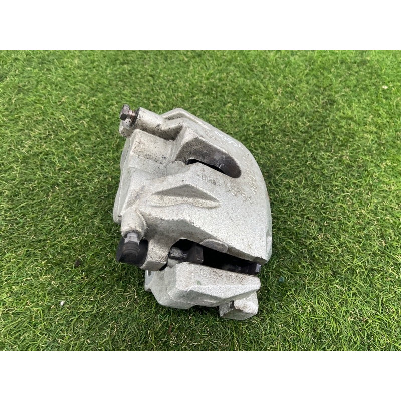 Суппорт тормозной (тормозная система) Jeep Grand Cherokee WK2 2020 3.6 68138843AB