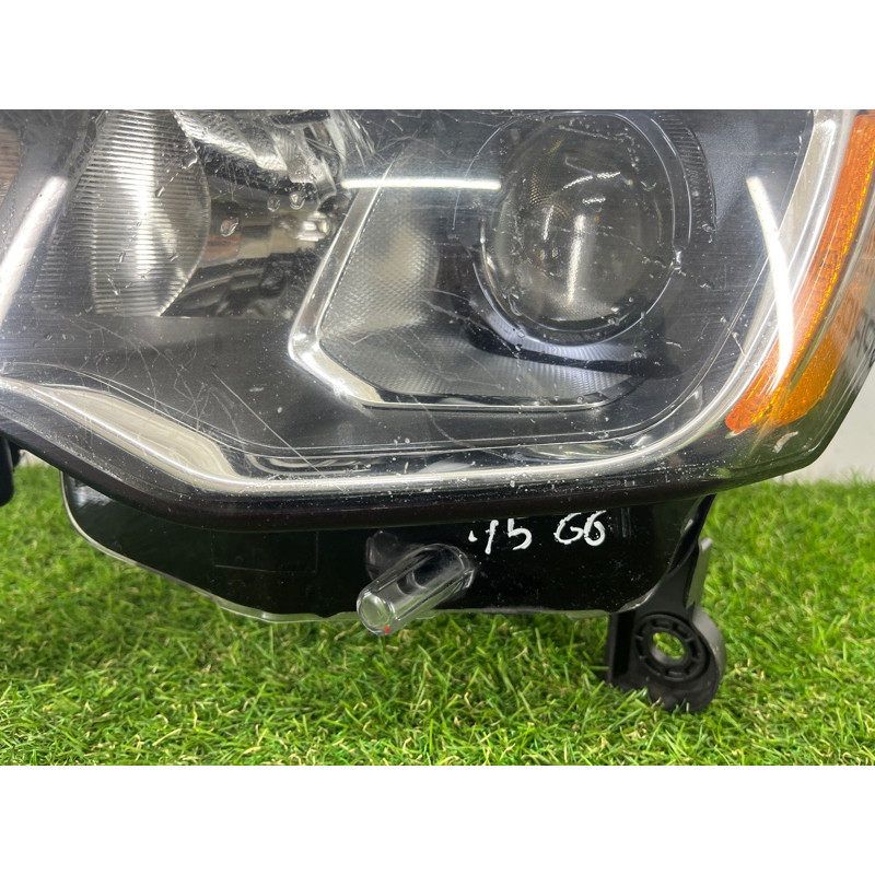 Фара (оптика) Jeep Grand Cherokee WK2 2017 3.6 68289235AC
