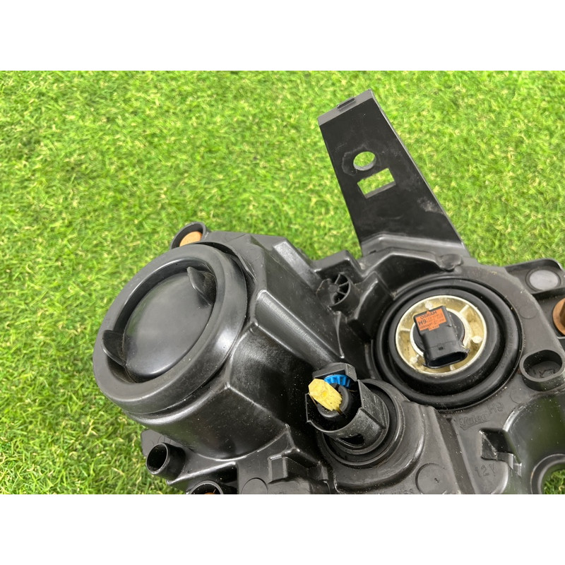 Фара (оптика) Jeep Grand Cherokee WK2 2017 3.6 68289235AC