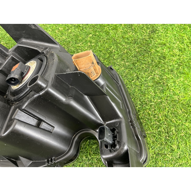 Фара (оптика) Jeep Grand Cherokee WK2 2017 3.6 68289235AC