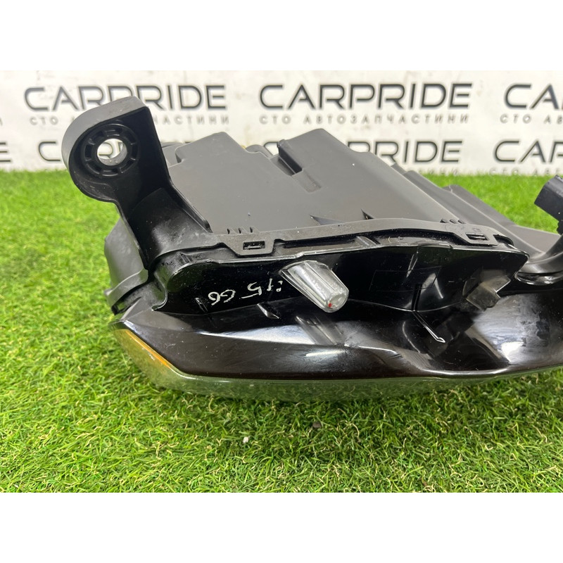 Фара (оптика) Jeep Grand Cherokee WK2 2017 3.6 68289235AC