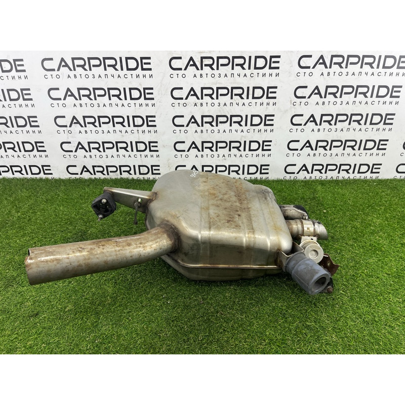 Глушитель (выпускная система) BMW 7-series F02 2011 4.4 N63 18307646954