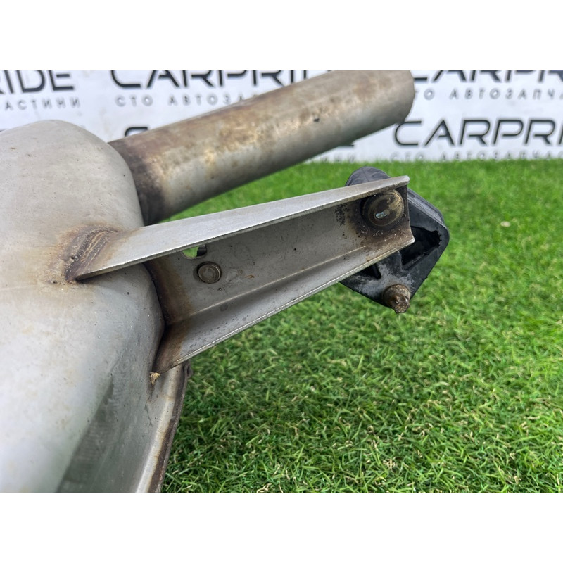 Глушитель (выпускная система) BMW 7-series F02 2011 4.4 N63 18307646954