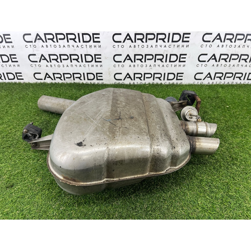 Глушитель (выпускная система) BMW 7-series F02 2011 4.4 N63 18307646954