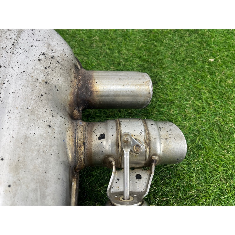 Глушитель (выпускная система) BMW 7-series F02 2011 4.4 N63 18307646957