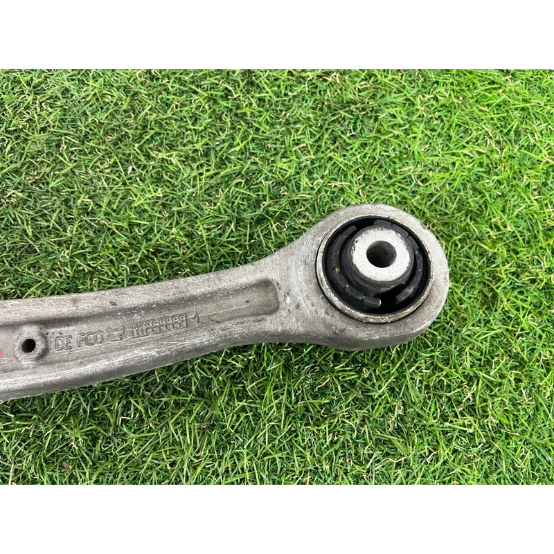 Рычаг подвески (подвеска) AUDI Q5 8R 2012 3.2 CALB 8K0407152D