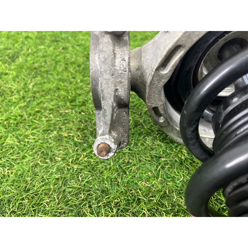 Амортизатор в сборе (подвеска) Volkswagen Touareg NF 2012 3.6 CGRA 7P6513029BG