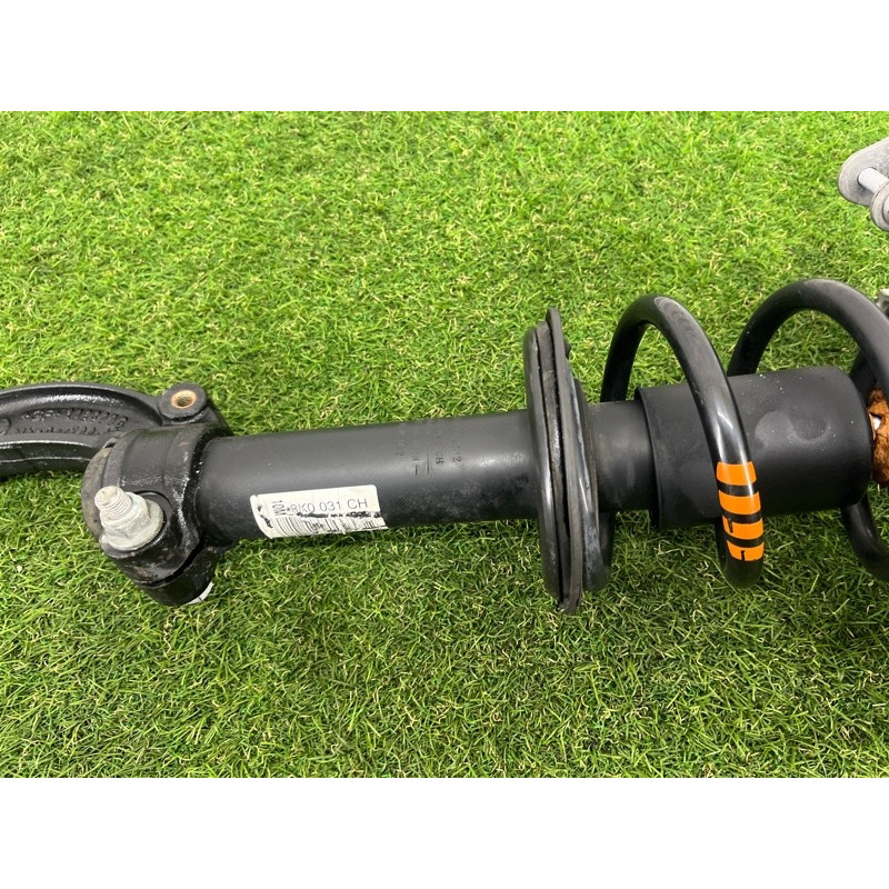 Амортизатор в сборе (подвеска) AUDI A4 B8 2012 2.0 CAEB 8K0413031CH