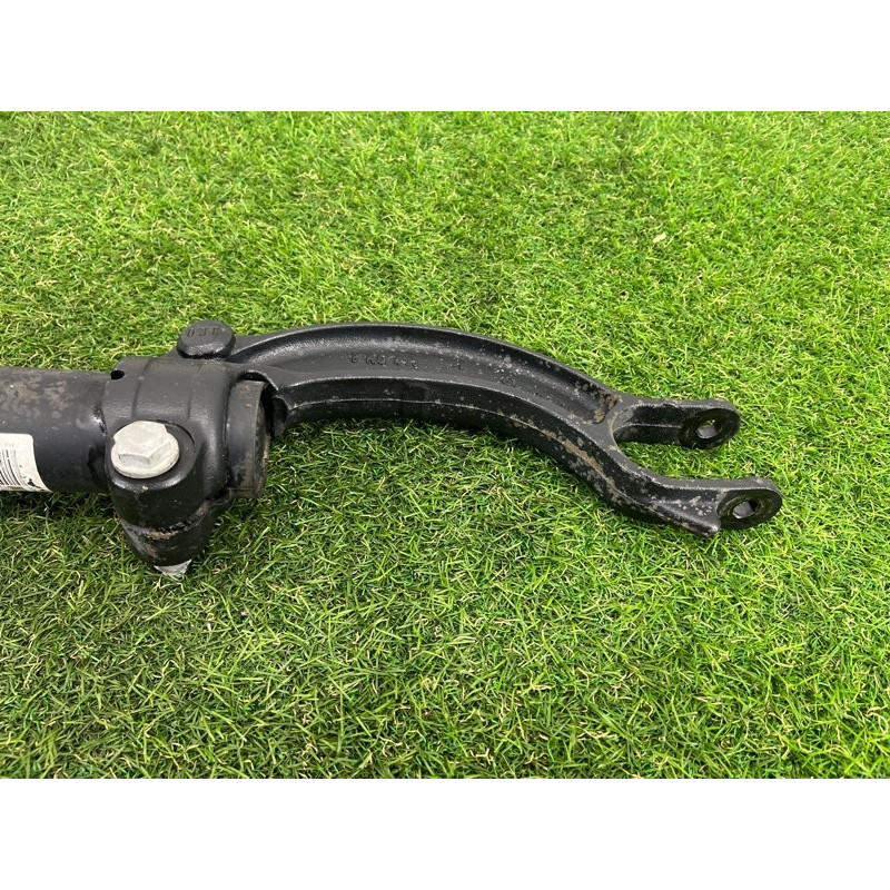 Амортизатор в сборе (подвеска) AUDI A4 B8 2012 2.0 CAEB 8K0413031CH