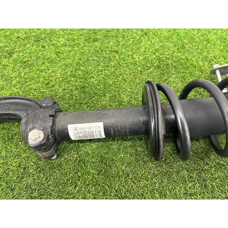 Амортизатор в сборе (подвеска) AUDI A4 B8 2012 2.0 CAEB 8K0413031CH