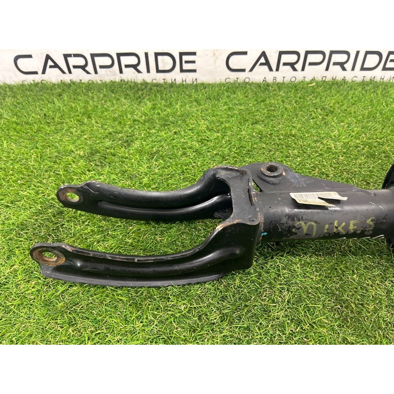 Амортизатор в сборе (подвеска) Volkswagen Touareg NF 2012 3.6 CGRA 7P6413031AQ