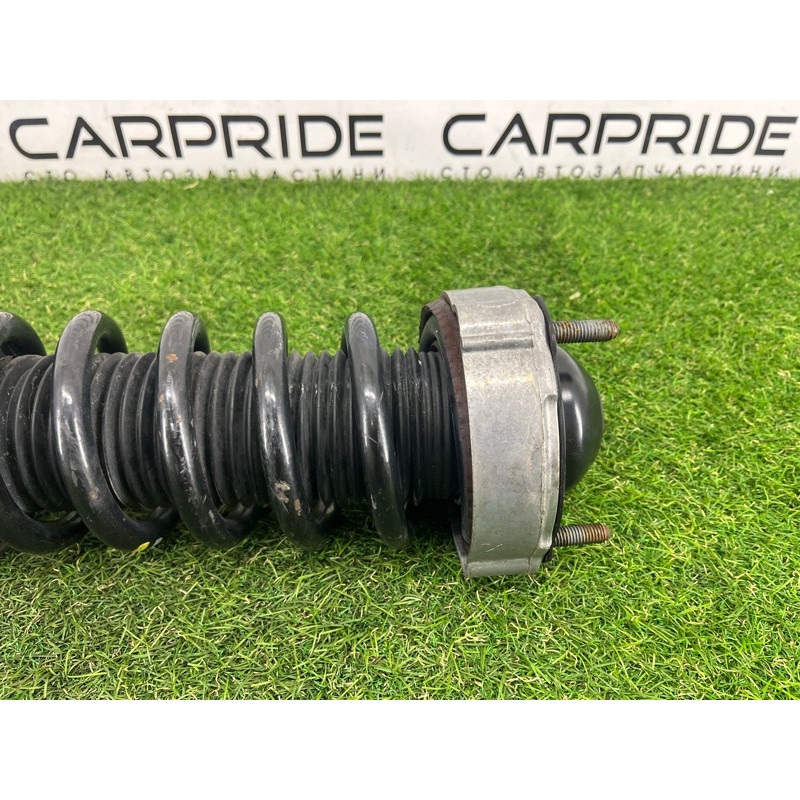 Амортизатор в сборе (подвеска) Volkswagen Touareg NF 2012 3.6 CGRA 7P6413031AQ