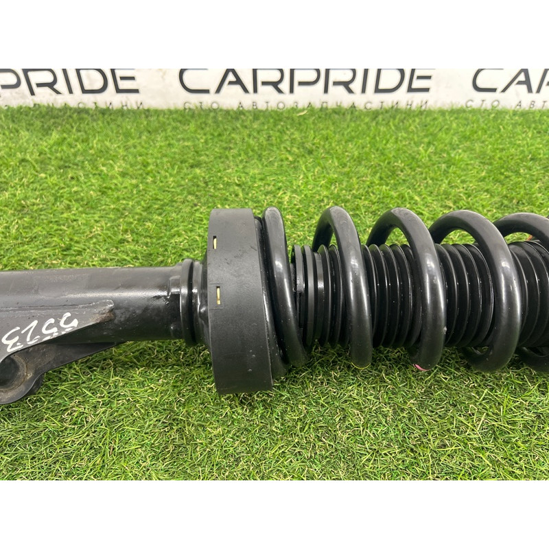 Амортизатор в сборе (подвеска) Volkswagen Touareg NF 2012 3.6 CGRA 7P6413032AP