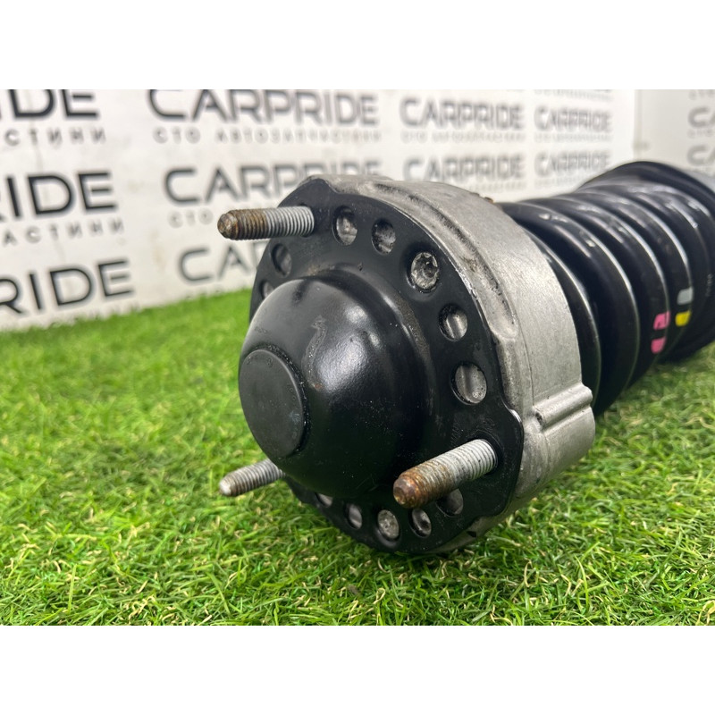 Амортизатор в сборе (подвеска) Volkswagen Touareg NF 2012 3.6 CGRA 7P6413032AP