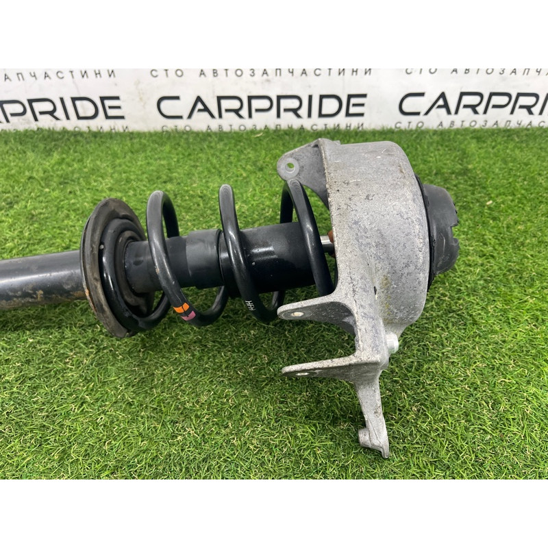 Амортизатор в сборе (подвеска) AUDI A4 B8 2012 2.0 CAEB 8K0413031CH