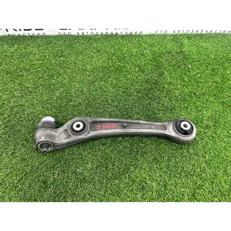 Рычаг подвески (подвеска) AUDI Q5 8R 2012 3.2 CALB 8K0407151D