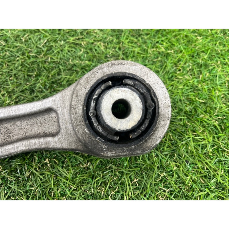 Рычаг подвески (подвеска) AUDI Q5 8R 2012 3.2 CALB 8K0407151D