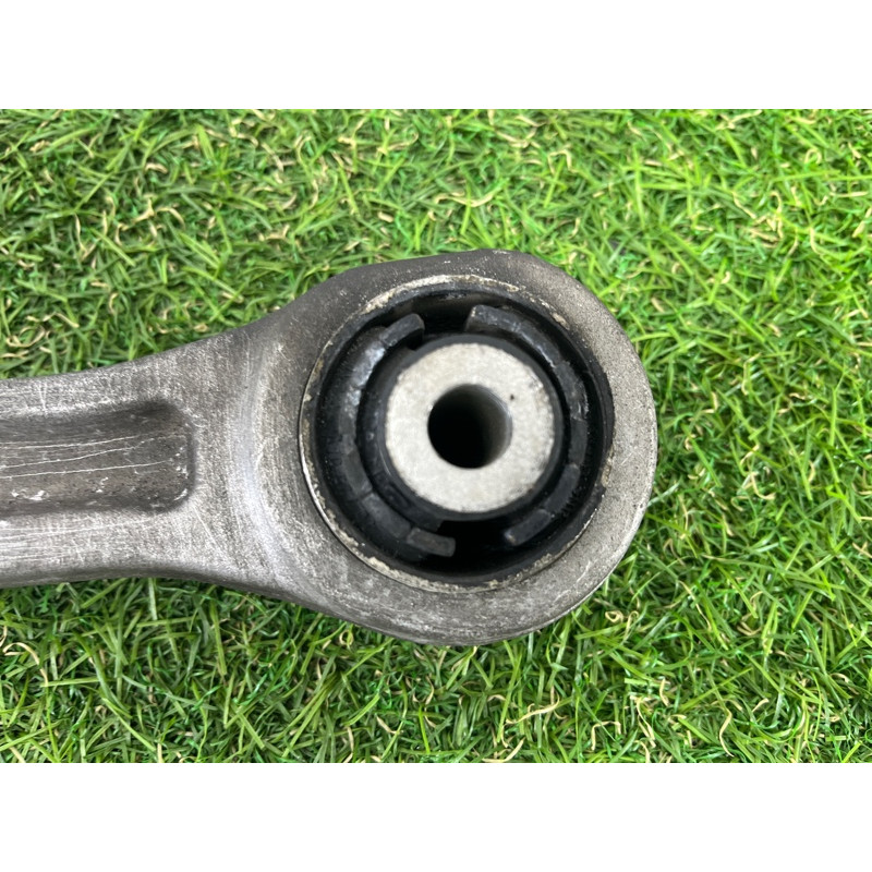 Рычаг подвески (подвеска) AUDI Q5 8R 2012 3.2 CALB 8K0407151D