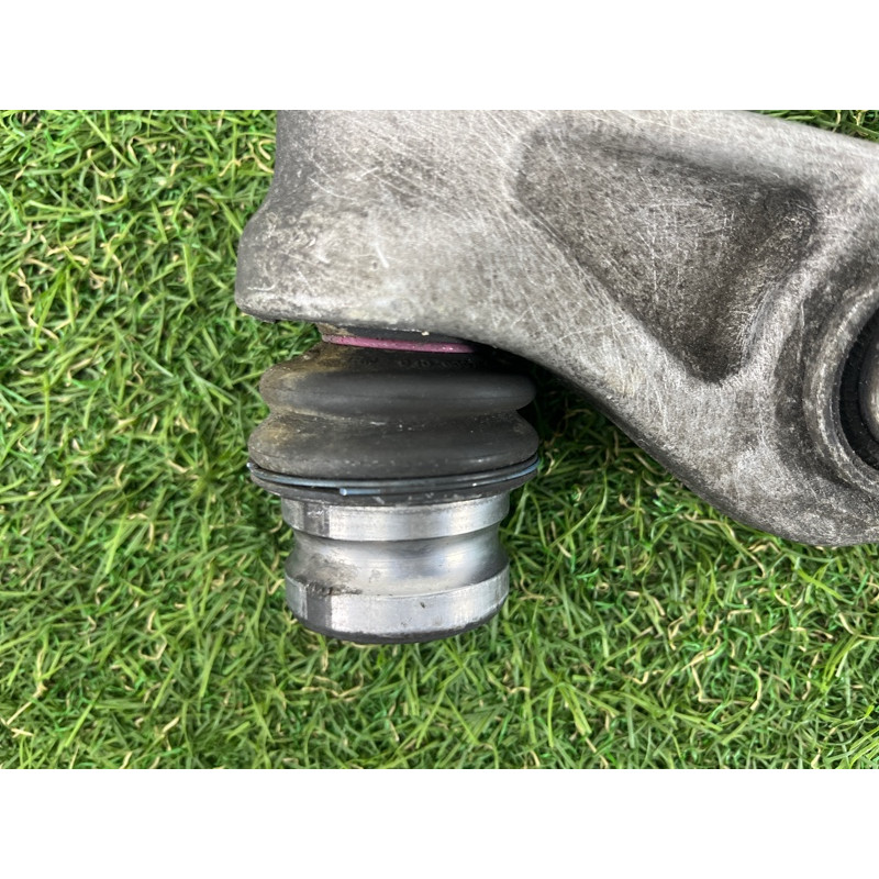 Рычаг подвески (подвеска) AUDI Q5 8R 2012 3.2 CALB 8K0407151D