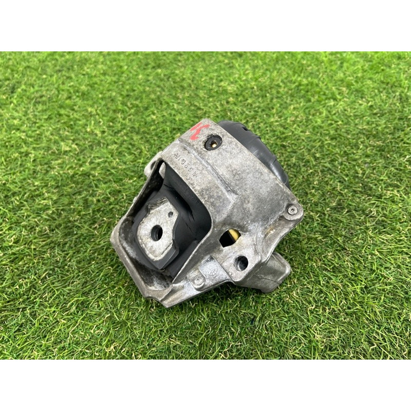 Подушка двигателя (двигатель и элементы) AUDI Q5 8R 2012 3.2 CALB 8R0199381AB