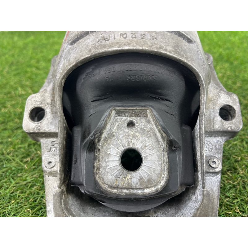 Подушка двигателя (двигатель и элементы) AUDI Q5 8R 2012 3.2 CALB 8R0199381AB