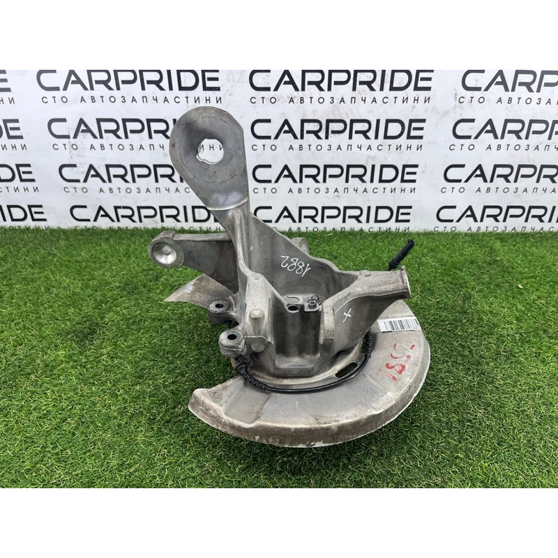 Цапфа подвески (подвеска) BMW 5-series Gran Turismo F07 2011 3.0 N55B30 33326796510