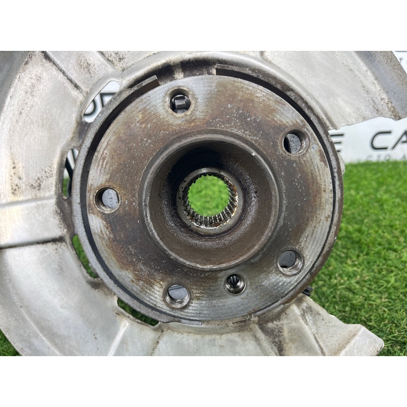 Цапфа подвески (подвеска) BMW 5-series Gran Turismo F07 2011 3.0 N55B30 33326796510