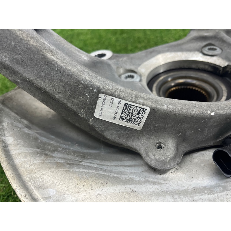 Поворотный кулак (подвеска) AUDI A4 B8 2012 2.0 CAEB 8K0407254AB