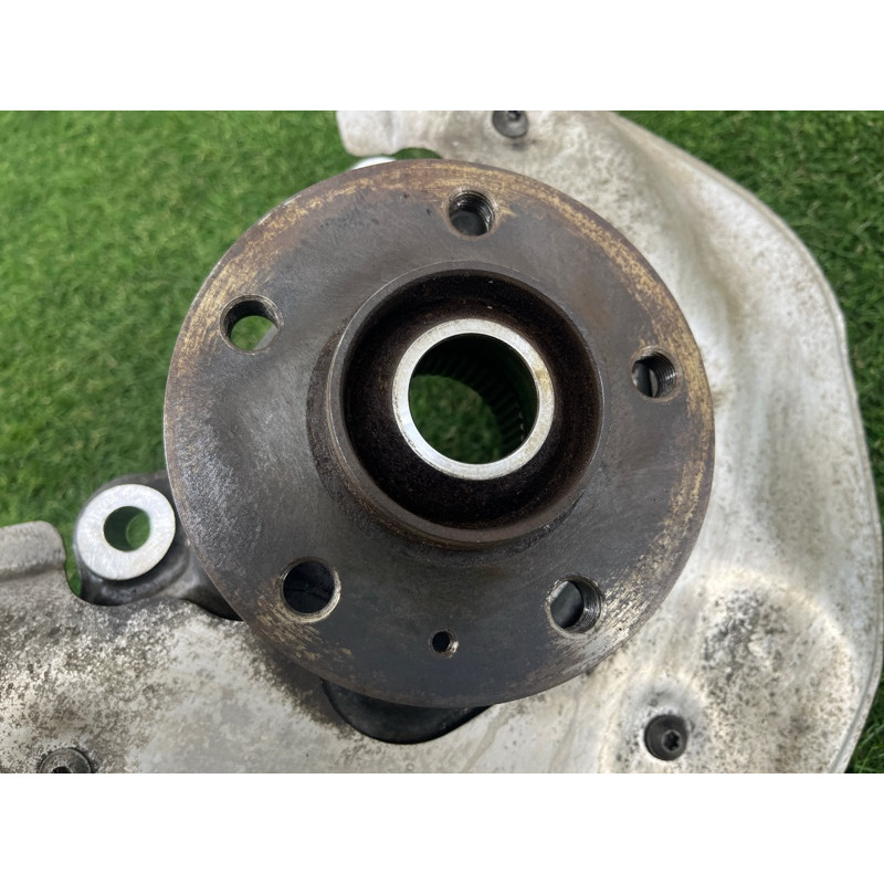 Поворотный кулак (подвеска) AUDI A4 B8 2012 2.0 CAEB 8K0407254AB