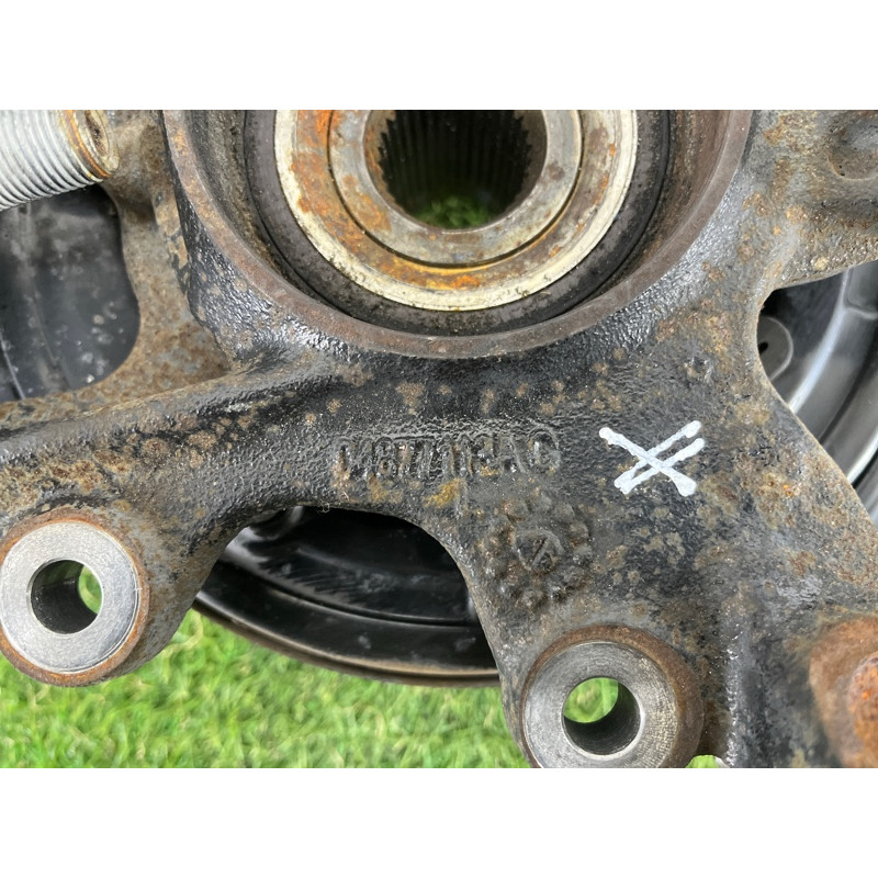 Цапфа подвески (подвеска) Jeep Grand Cherokee WK2 2017 68253397AB