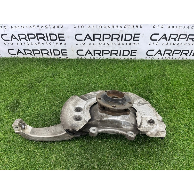 Поворотный кулак (подвеска) BMW 7-series F02 2011 4.4 N63 31216777750