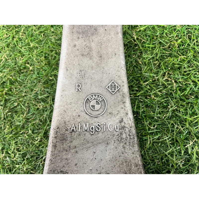 Поворотный кулак (подвеска) BMW 7-series F02 2011 4.4 N63 31216777750